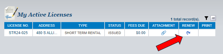 A red arrow pointing to the renewal button under my active licenses in eTRACKiT