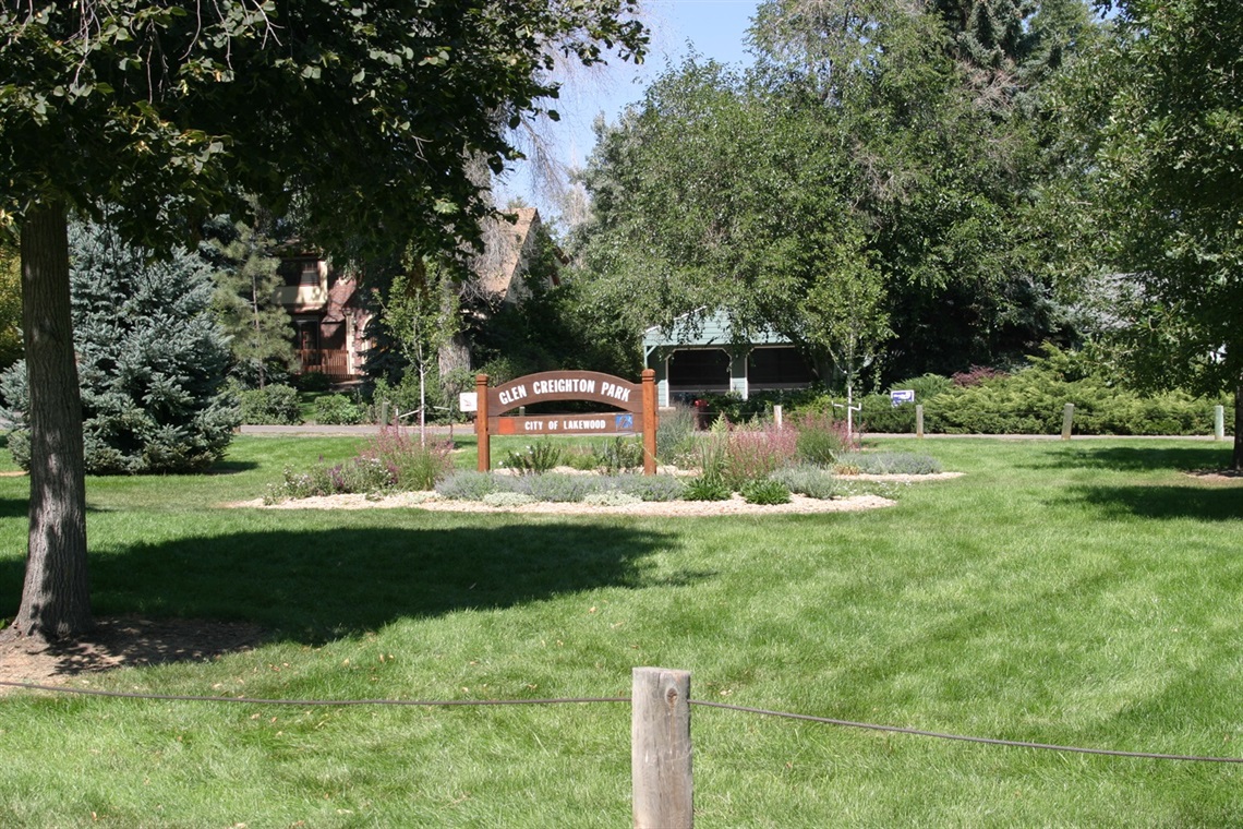 Glen Creighton Park sign
