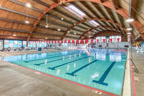 A wide-angle view of the pool.