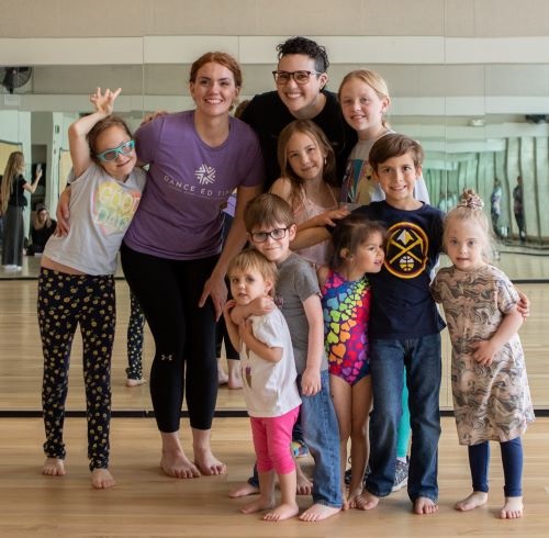 Group photo of dance class with dancers of all ages and abilities